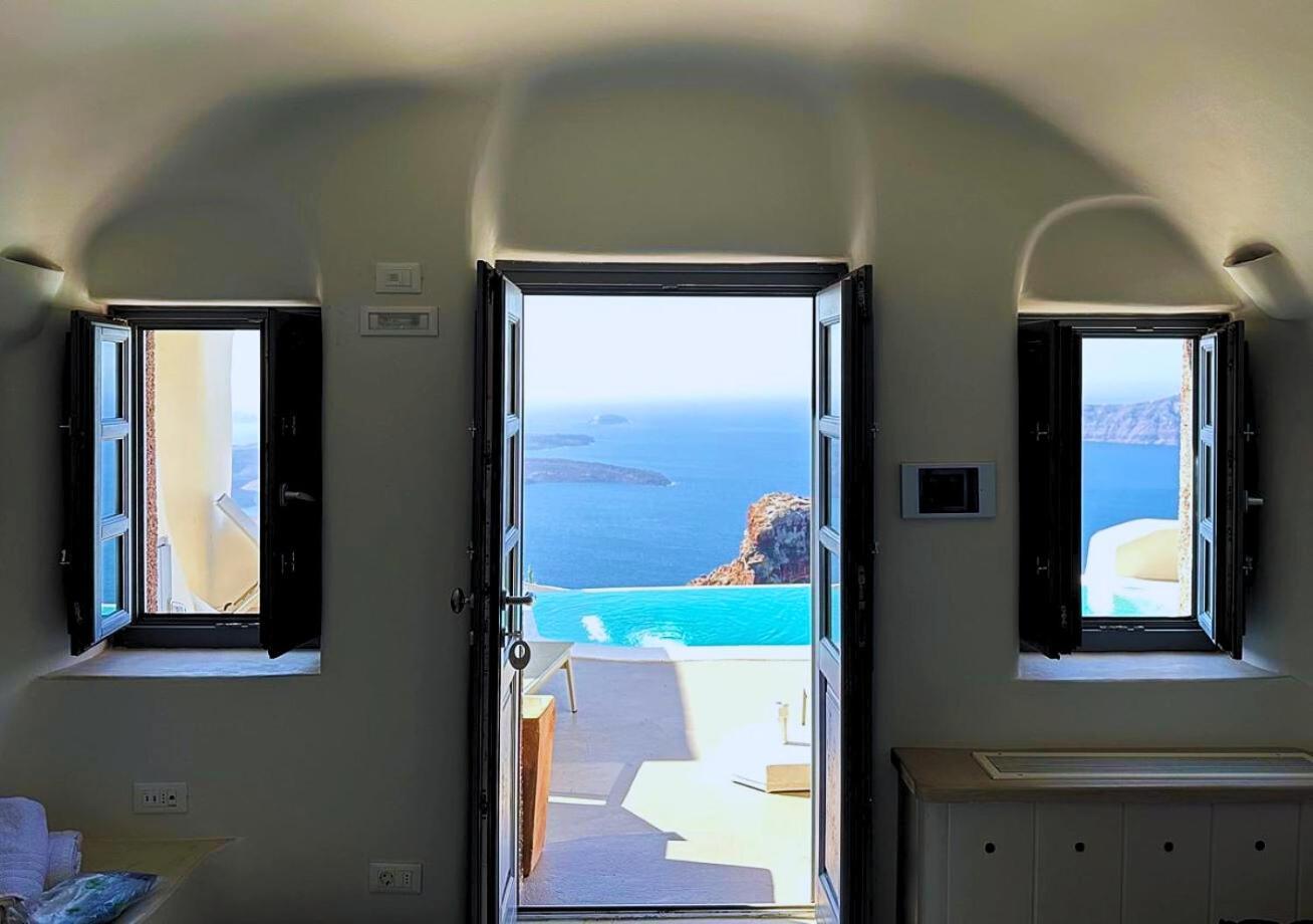 Kapari Natural Resort Imerovigli  Pokoj fotografie